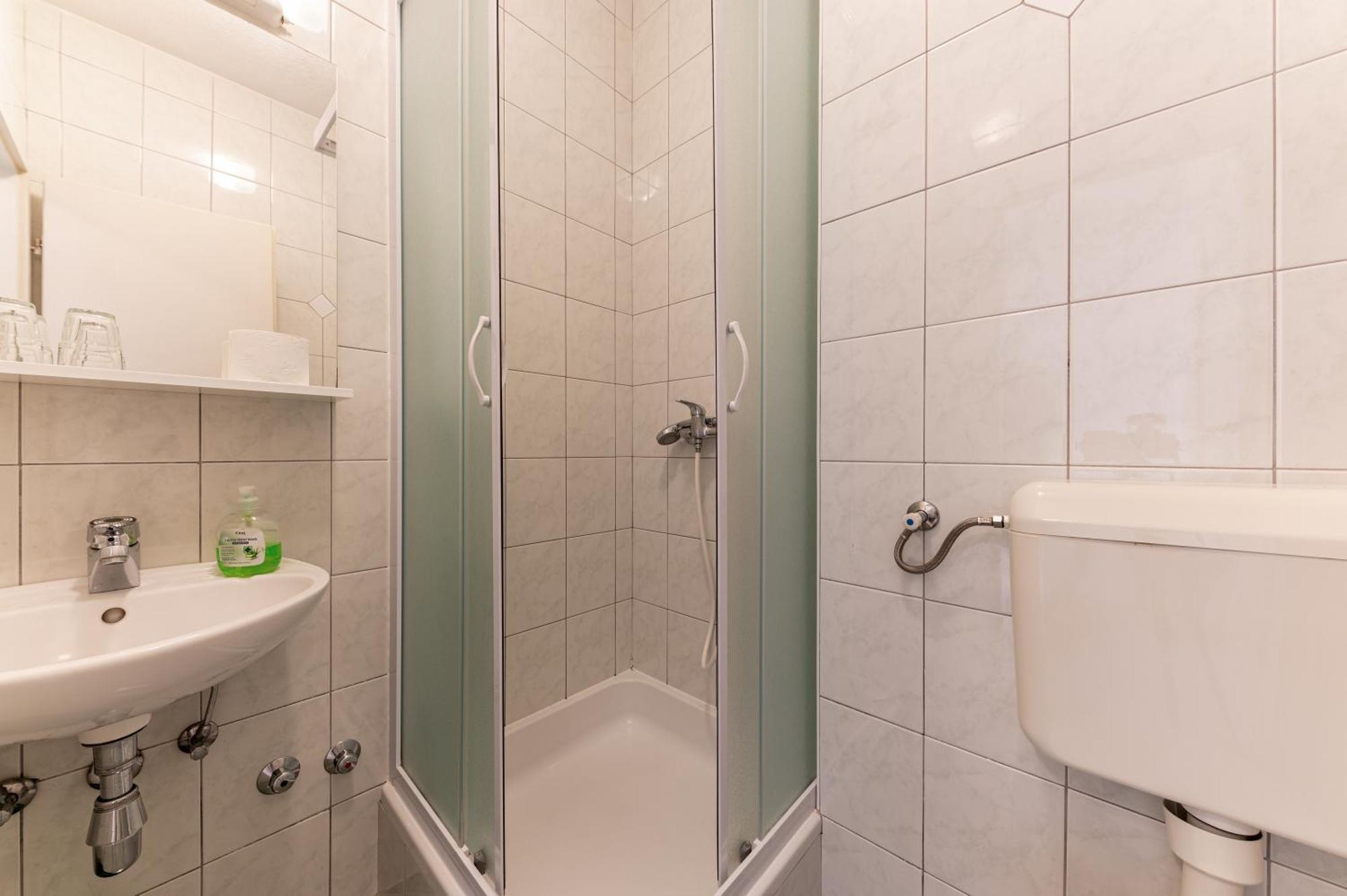 Bed And Breakfast Ivona Baška Voda 部屋 写真