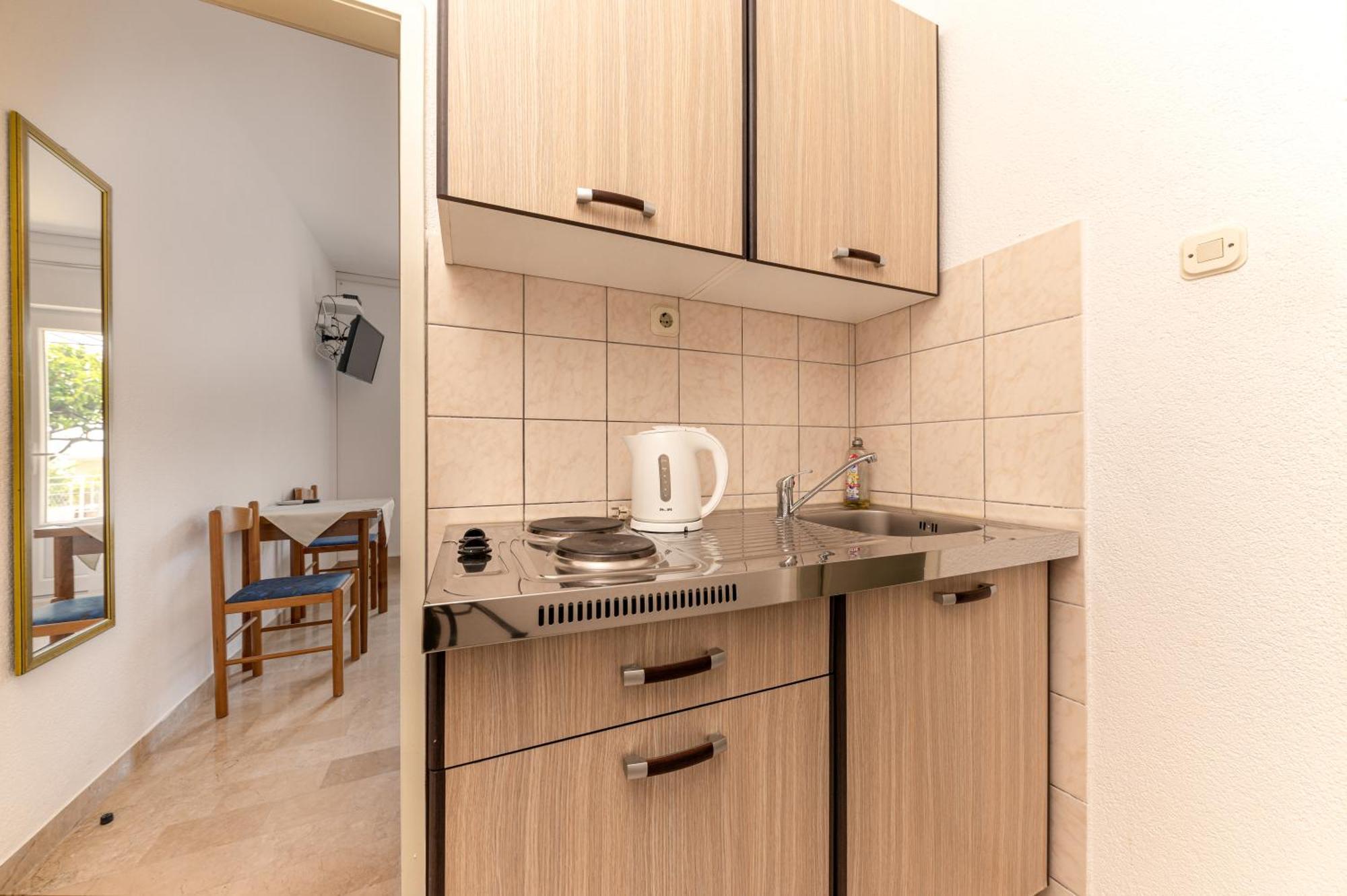 Bed And Breakfast Ivona Baška Voda 部屋 写真